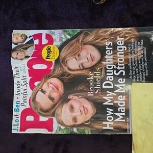 People 5 Magazine Bundle